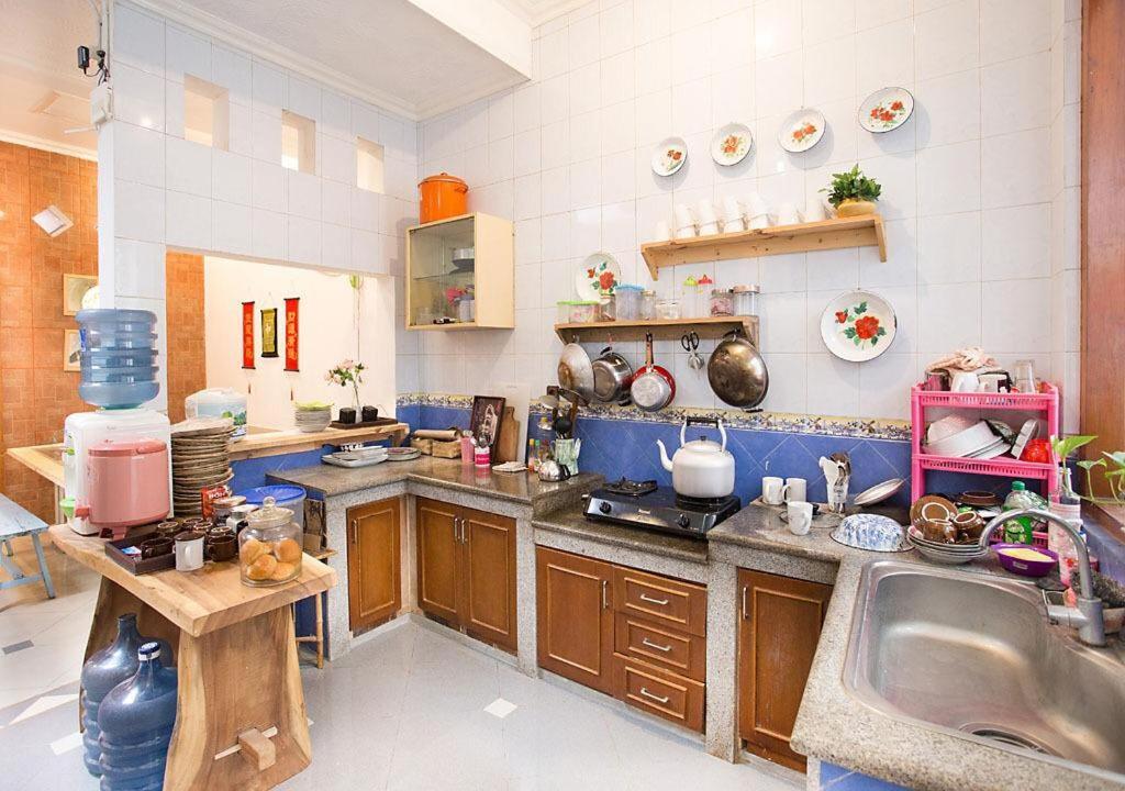Liem Heritage Hostel ジョグジャカルタ エクステリア 写真